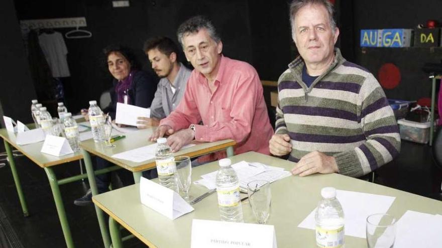 De izda. a dcha., Manuela Rodríguez, Josué Villar, el moderador, Ramón Ruiz,y Antonio Araúxo. // Jose Lores