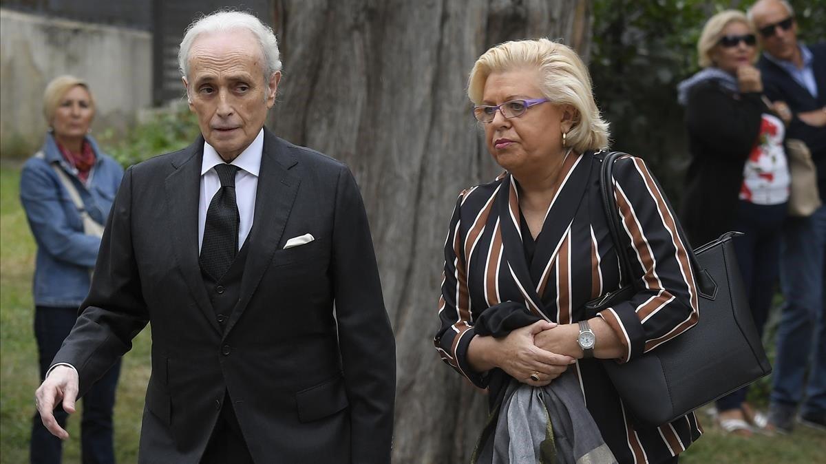fcasals45389284 spanish tenor jose carreras  l  arrives to attend the funera181008115148