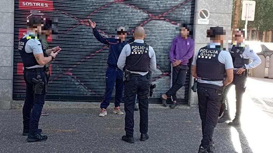 Detinguts per increpar i amenaçar la policia a Girona després d&#039;un robatori