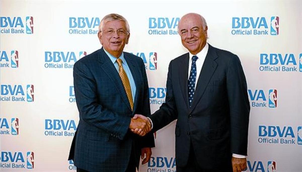 David Stern (NBA) i Francisco González (BBVA), ahir a Barcelona. David Stern (NBA) i Francisco González (BBVA), ahir a Barcelona.
