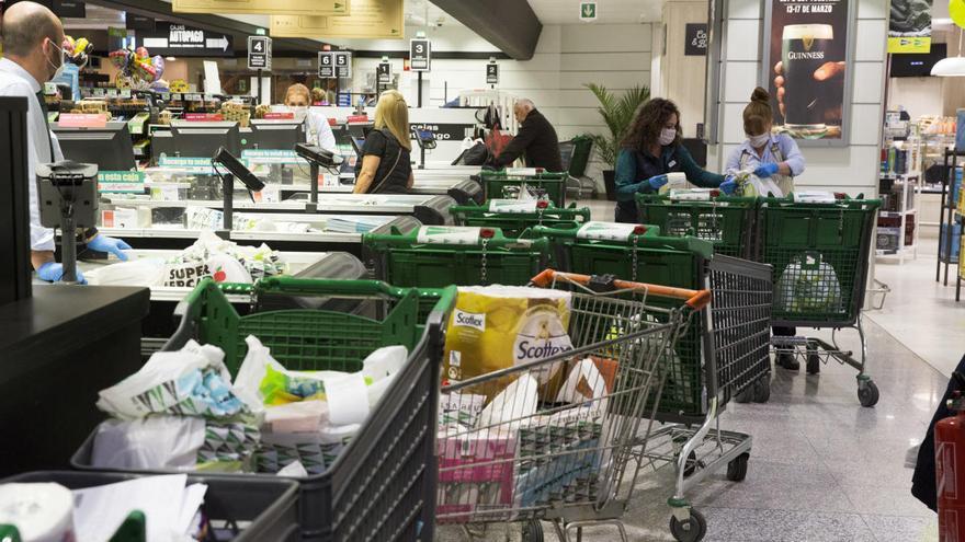 Alcampo, Carrefour, El Corte Inglés e Hipercor abrirán el domingo en la provincia