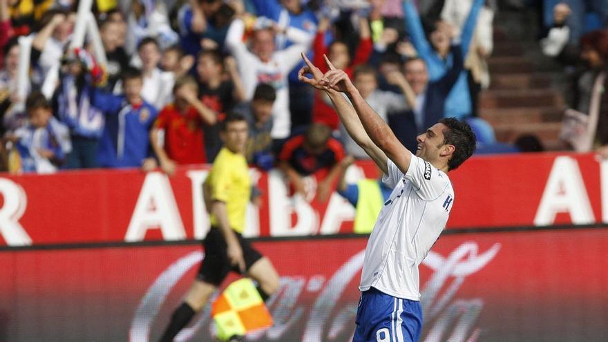 Hélder Postiga y su rifirrafe con Movilla en un entrenamiento del Real Zaragoza: "Me llamó vendedor de sábanas"