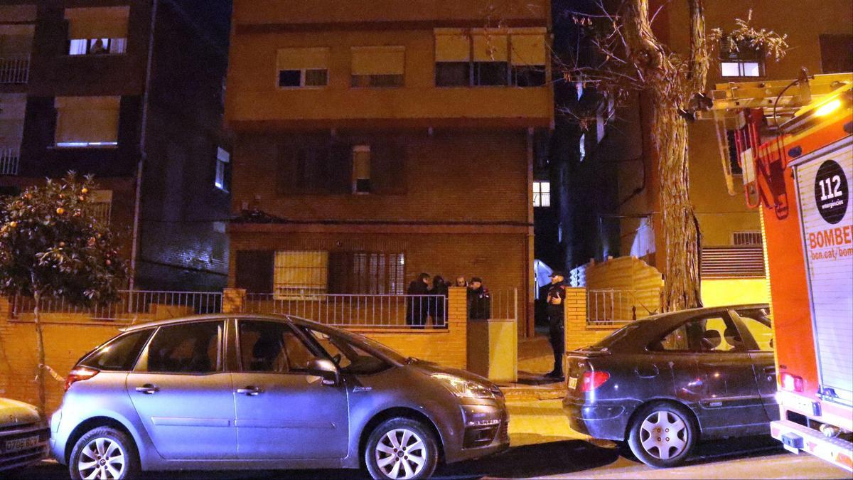 Encuentran los cuerpos de un hombre y sus dos hijos menores en un piso del distrito de Horta de Barcelona