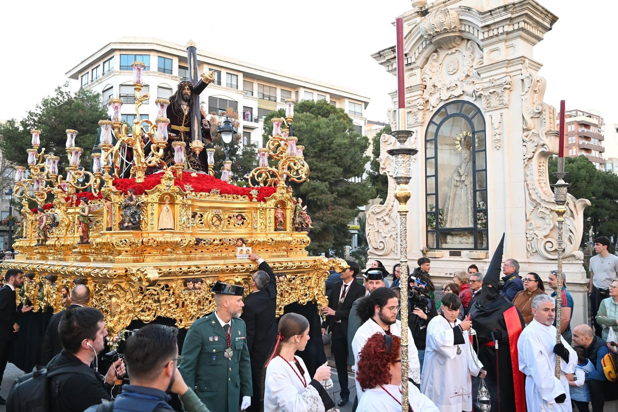 Las mejores imágenes del Martes Santo en Elche
