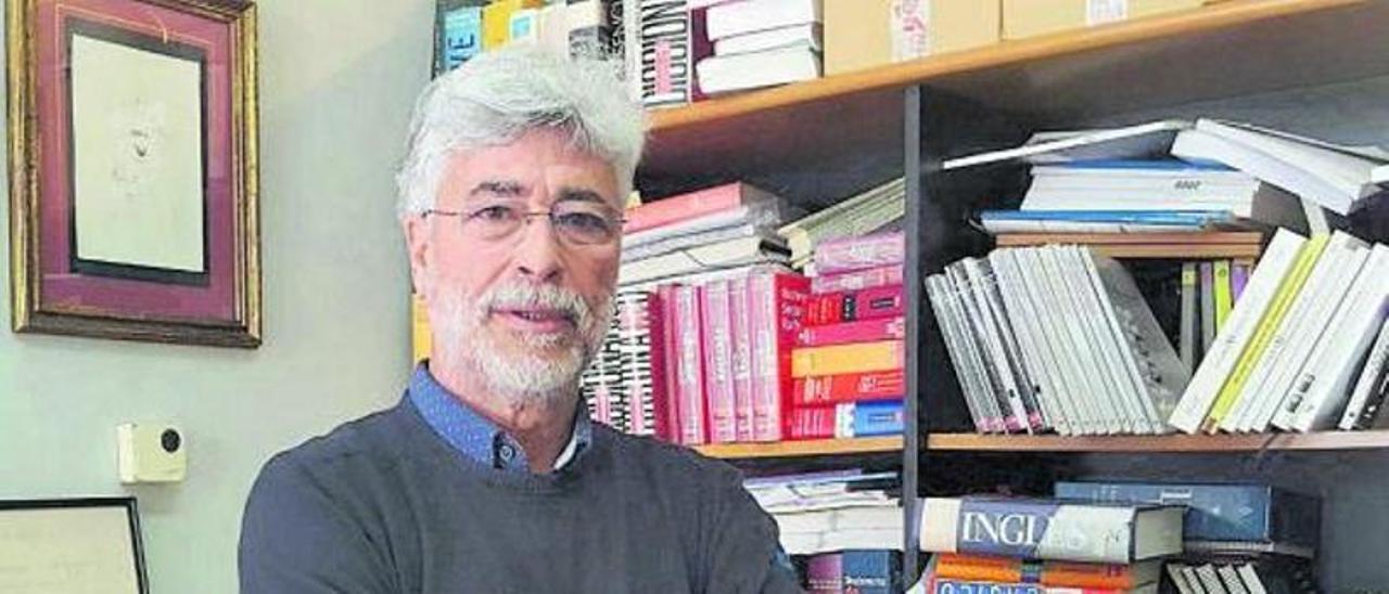 Humberto Hernández es también presidente de la Academia Canaria de la Lengua.