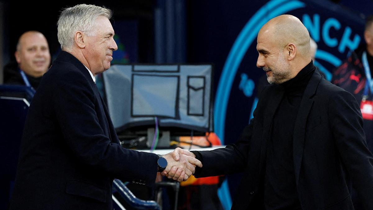 Carlo Anxcelotti y Pep Guardiola se saludan antes de un partido entre el Madrid y el City. Carlo Anxcelotti y Pep Guardiola se saludan antes de un partido entre el Madrid y el City.