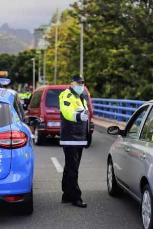 Policía Local de Santa Cruz que se jubila   | 24/04/2020 | Fotógrafo: Delia Padrón