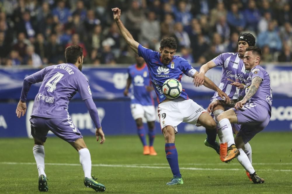 El partido entre el Real Oviedo y el Real Valladolid, en imágenes