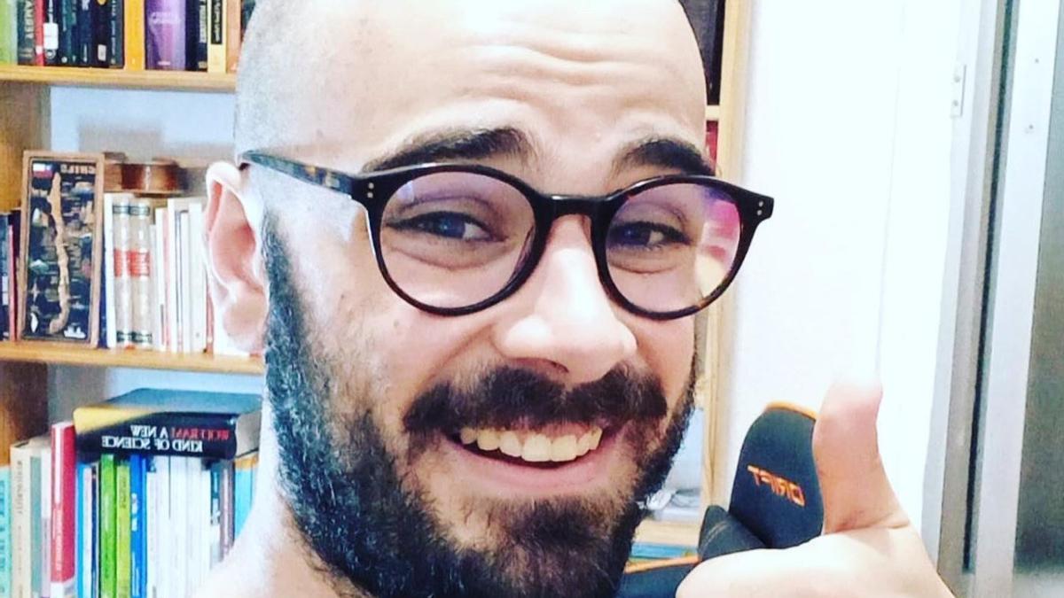 Pablo Díaz se rapó el pelo para dinamizar sus redes sociales