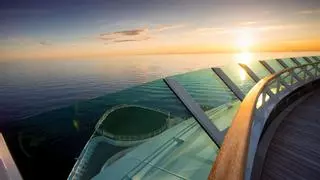 El crucero que recorre 36 países en 155 días con el que podrás conocer las 7 Maravillas del Mundo