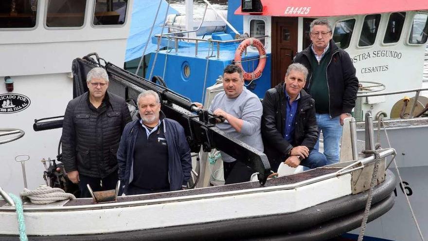 Estos armadores del cerco de la Ría de Vigo no podrán faenar sardina hasta la segunda mitad de año. //Marta G. Brea