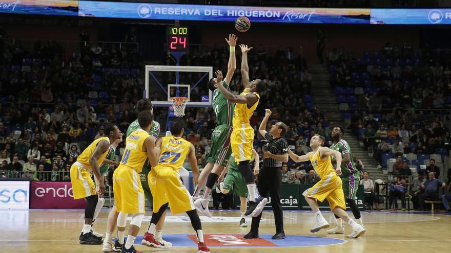 El Unicaja también derrota al UCAM Murcia