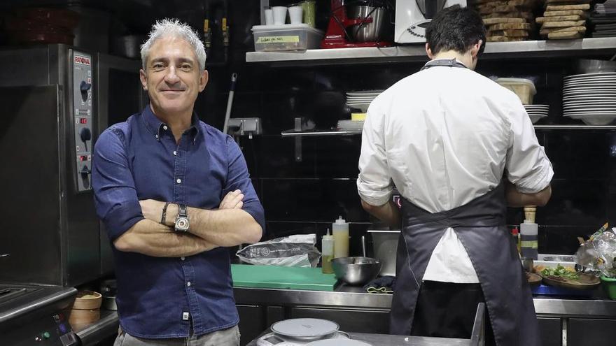 Jon Sistiaga se mete en la trinchera gastronómica con Zoko