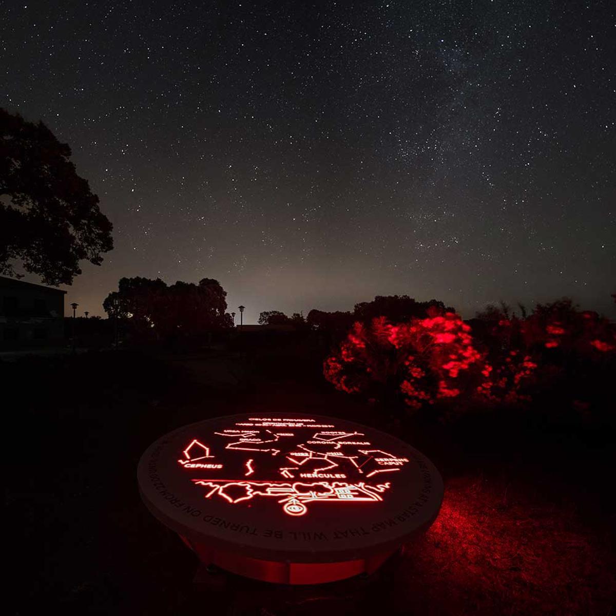 Imagen de un mirador celeste.