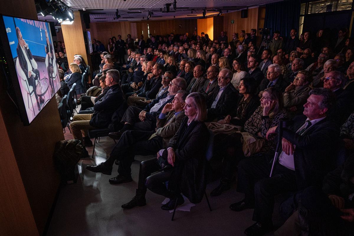 Público en CASA SEAT, durante el Afterwork EL PERIÓDICO