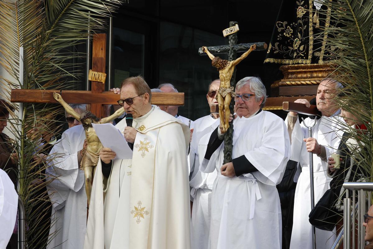 Primera procesión de la parroquia de San Francisco en O Ventorrillo