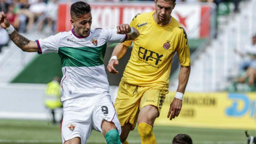 El goleador Sergio León durante un partido de la presente campaña