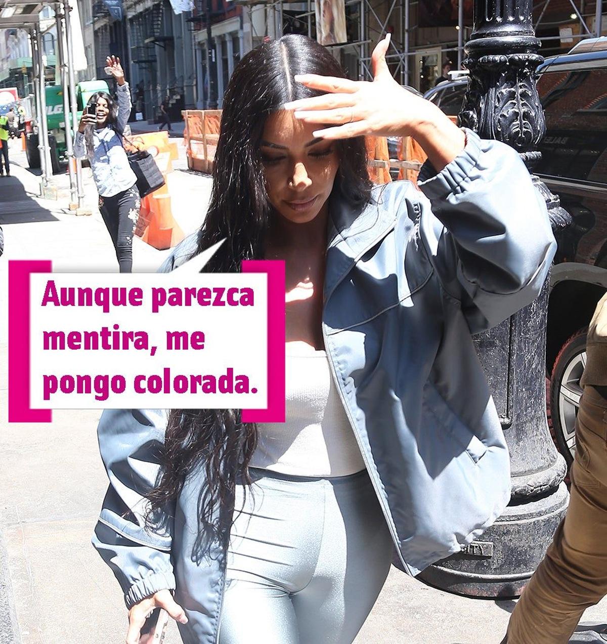 Kim Kardashian se pone colorada