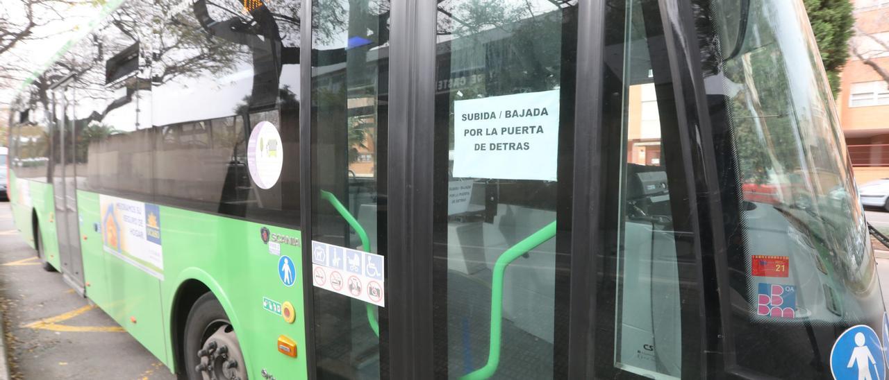 Imagen de un autobús en la ciudad de Castelló.