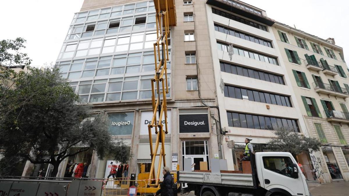 Edificio en la plaza del Olivar donde tiene la sede Ijet Global