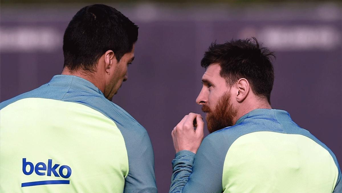 Basketball, ping-pong & padel: Whos better? Messi or Suarez?