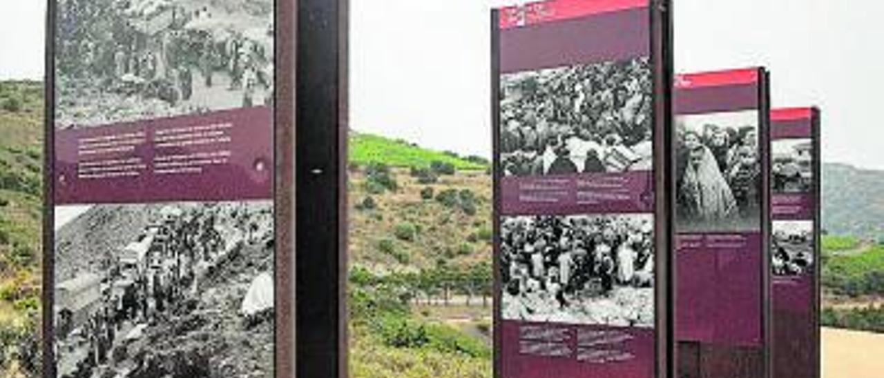 El Memorial de la Retirada, pel Coll de Belitres, recorda el gran èxode republicà.  | DAVID APARICIO