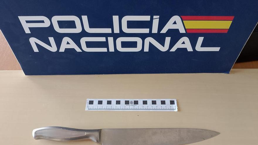 El hombre que intentó atracar una panadería en Palma, detenido tras atrincherarse con un cuchillo durante cuatro horas en su casa
