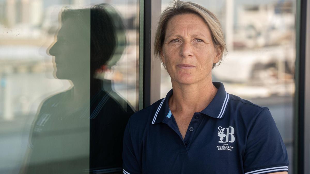 Abby Ehler, encargada de la Womens America's Cup y la Youth America's Cup posa para EL PERIÓDICO.