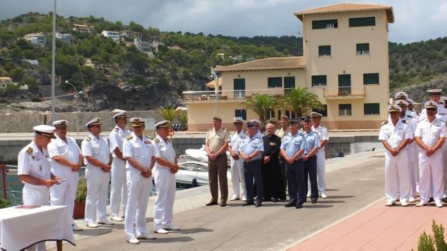 Cambio de comandante en la estación naval de Sóller