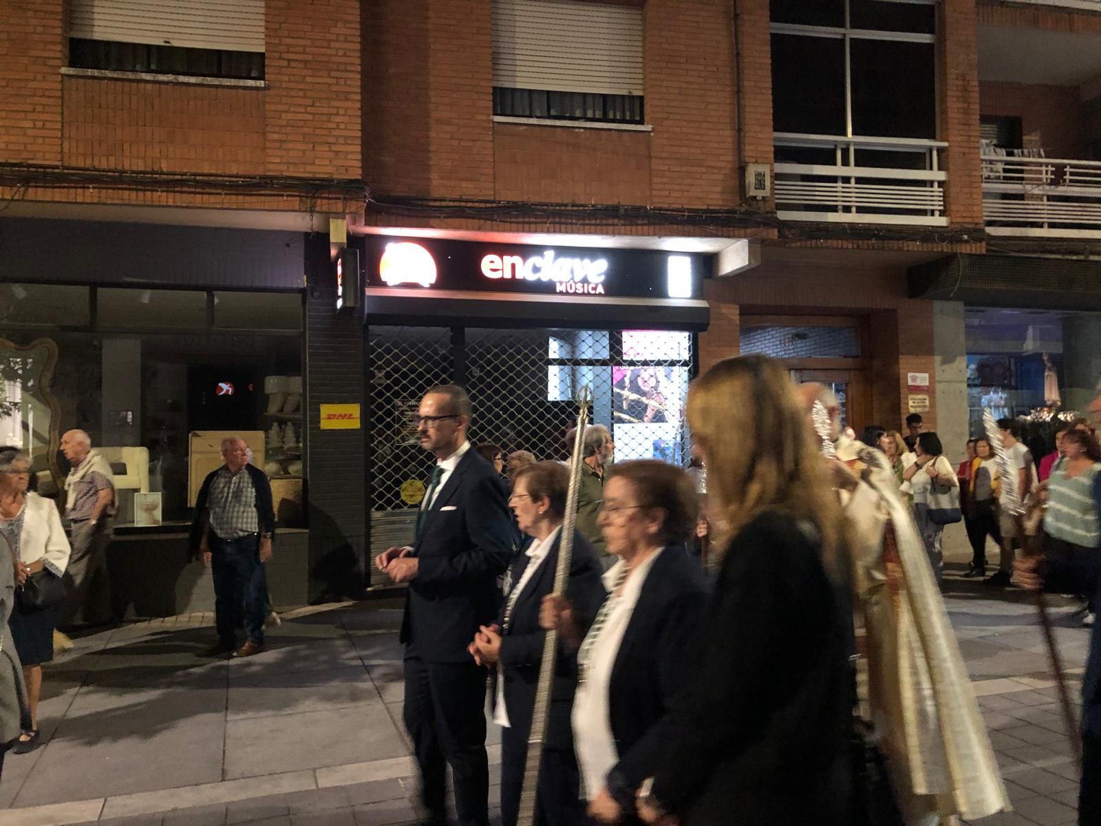 Fotogalería | Así fue la procesión de la Virgen de Fátima por Cáceres