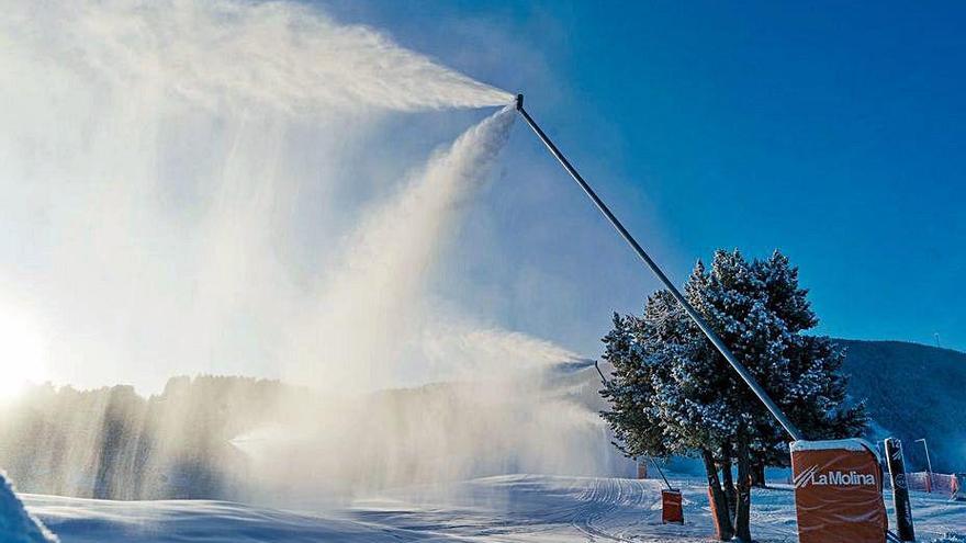 L’estació d’esquí de la Molina, innivant les pistes