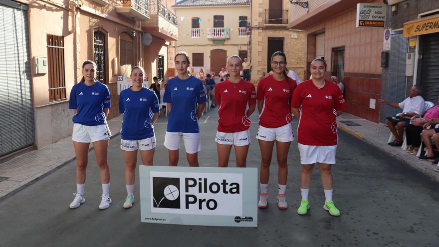 Benicolet tanca les festes amb la ja tradicional partida a raspall femení