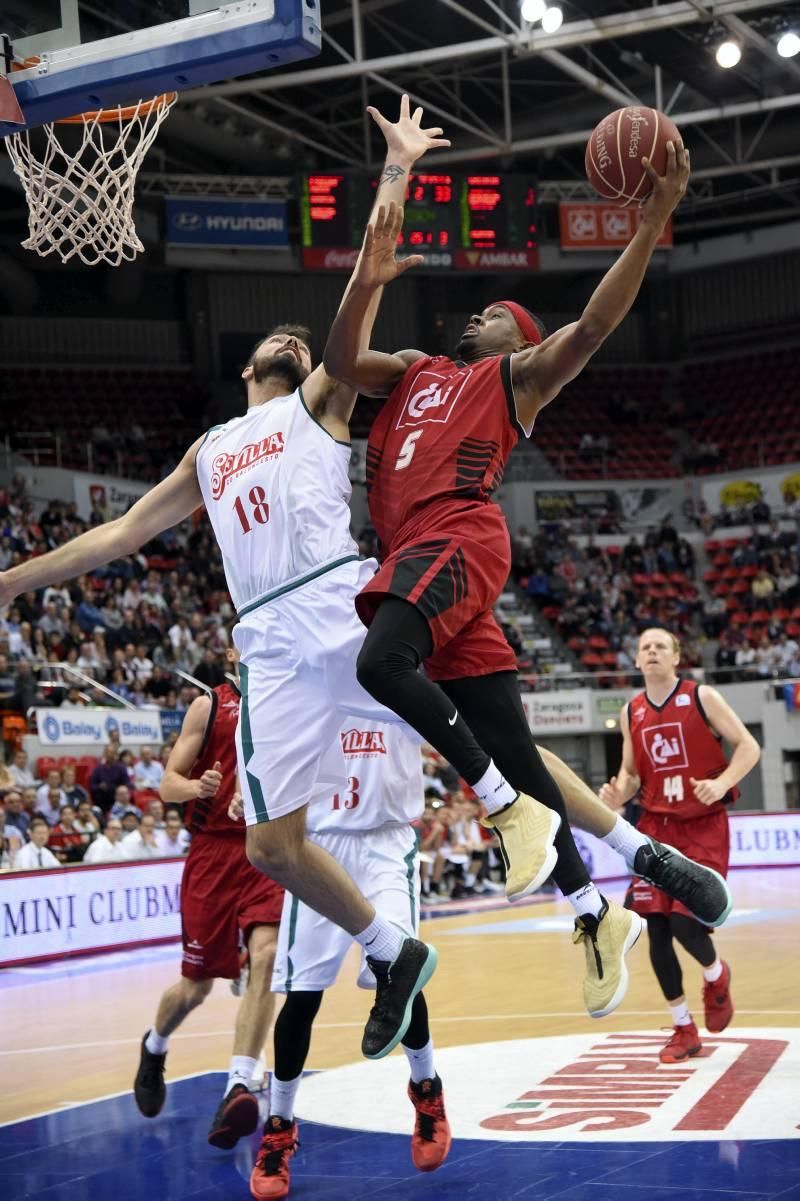 Las mejores imágenes del triunfo del CAI Zaragoza sobre el Sevilla (91-87)