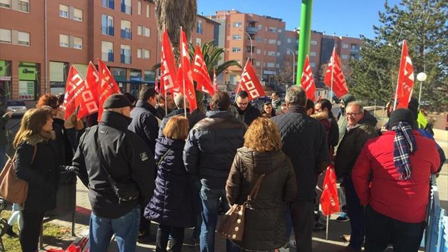 Empleados del transporte sanitario exigen soluciones frente a la «precariedad laboral»