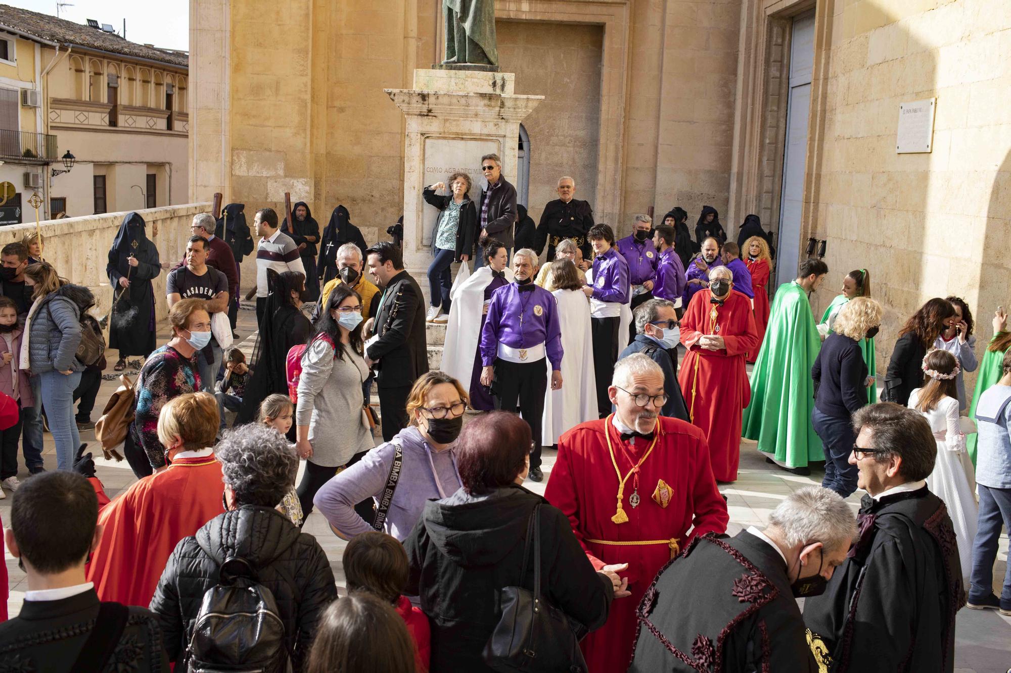 Xàtiva retoma las procesiones tras el parón de la pandemia