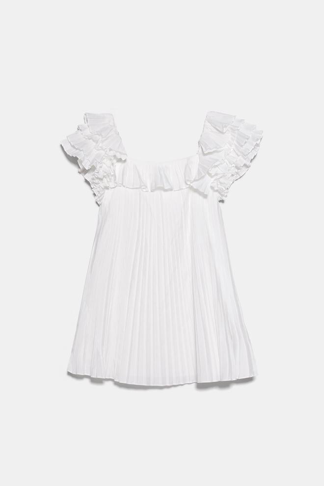 Vestido corto en color blanco de Zara