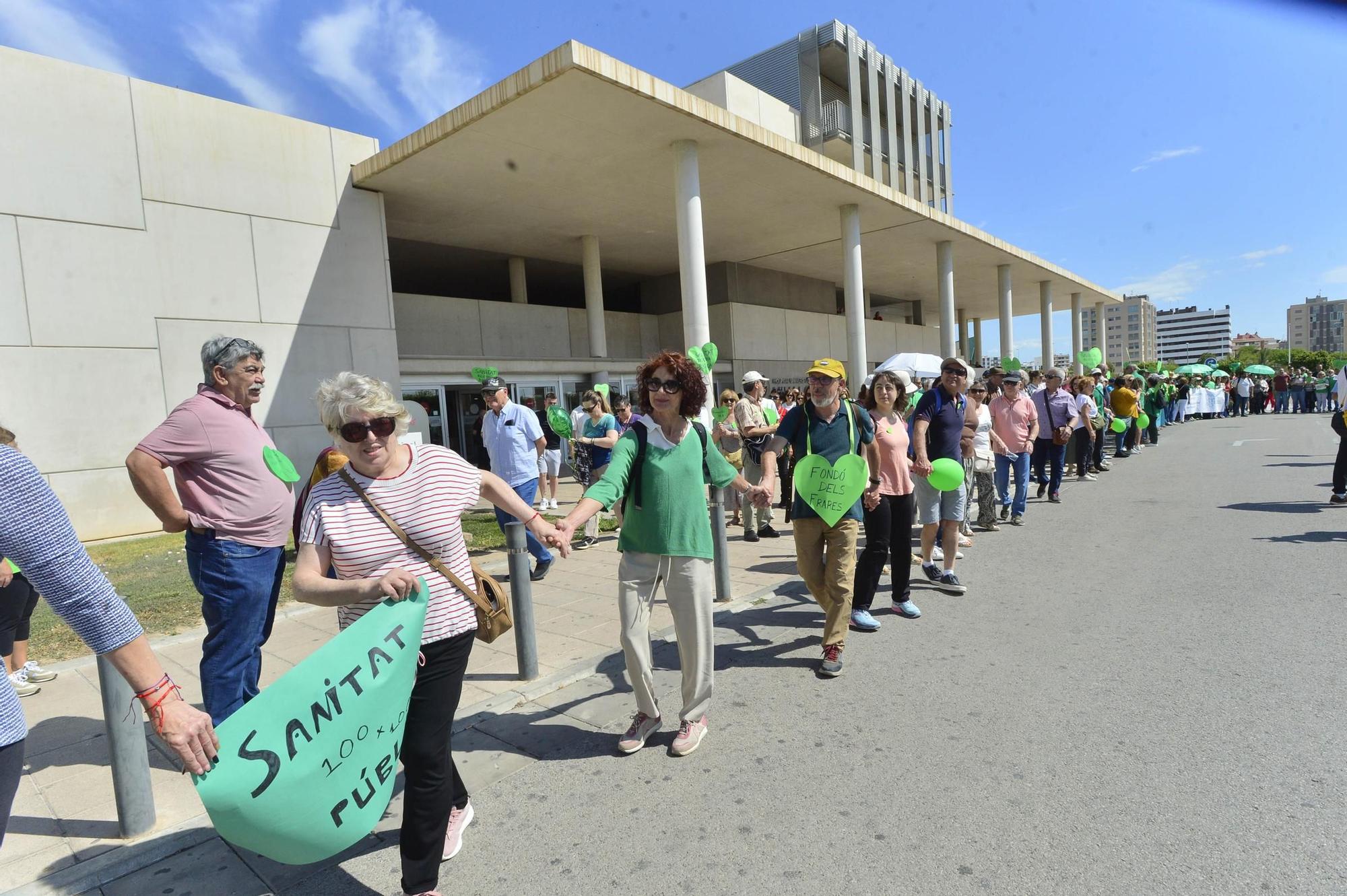 Cadena humana en Elche por la reversión del Vinalopó