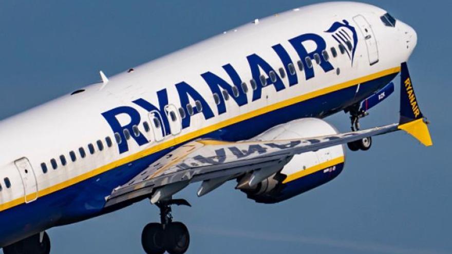 Esto es lo que no sabías de Ryanair que afecta al equipaje de mano