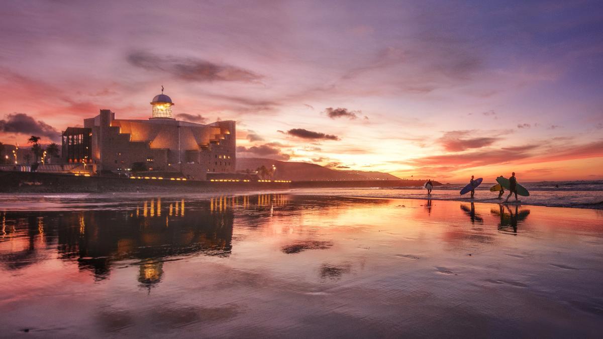 Atardecer en la Playa de las Canteras