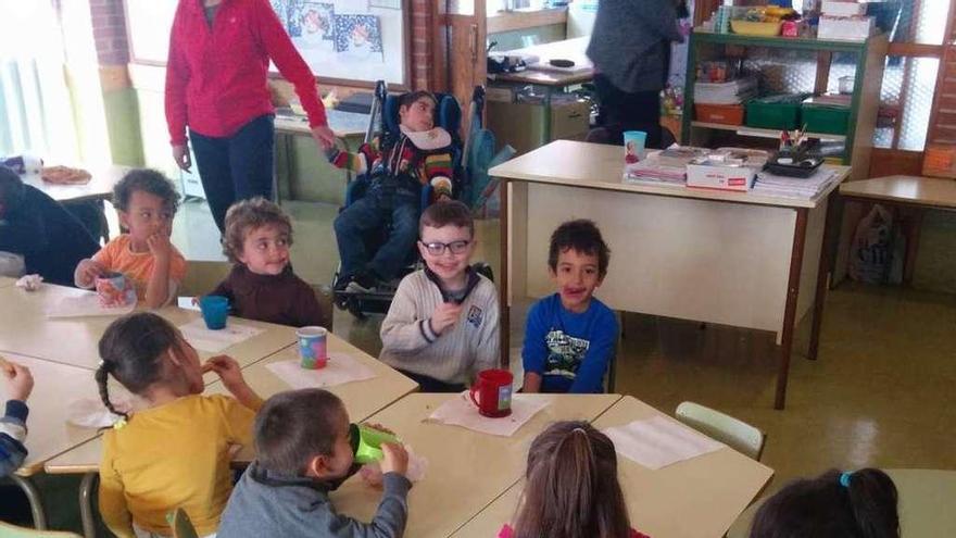 Un grupo de niños de un centro de la capital, durante una actividad.