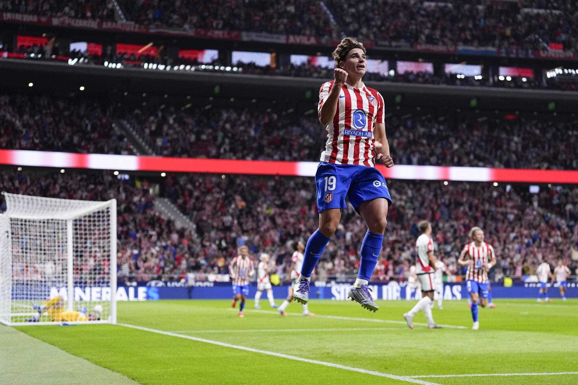 Julian Alvarez of Atletico de Madrid celebrates a goal during the Spanish League, LaLiga EA Sports, football match played between Atletico de Madrid and Rayo Vallecano at Riyadh Air Metropolitano stadium on September 24, 2025, in Madrid, Spain. AFP7 24/09/2025 ONLY FOR USE IN SPAIN. Oscar J. Barroso / AFP7 / Europa Press;2025;SOCCER;SPAIN;SPORT;ZSOCCER;ZSPORT;Atletico de Madrid v Rayo Vallecano - LaLiga EA Sports;