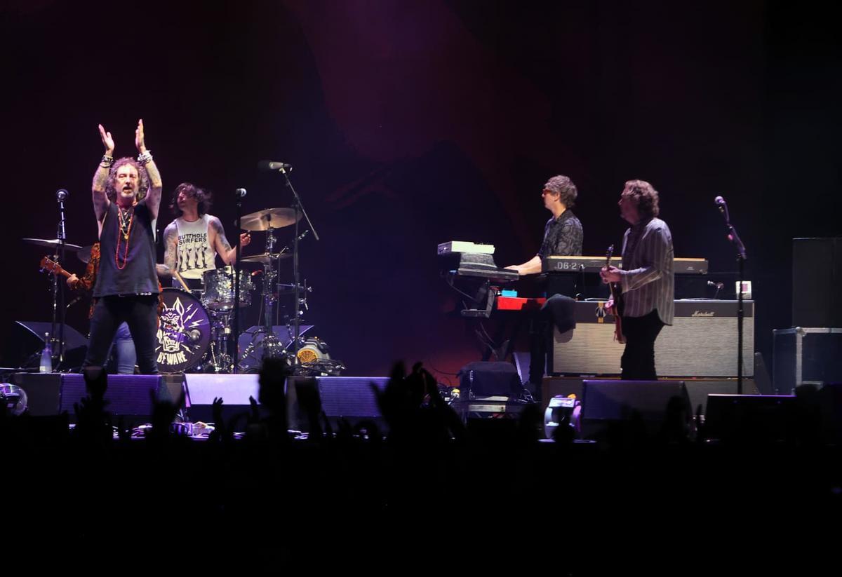 El rock de The Black Crowes conquista Alicante en Área 12