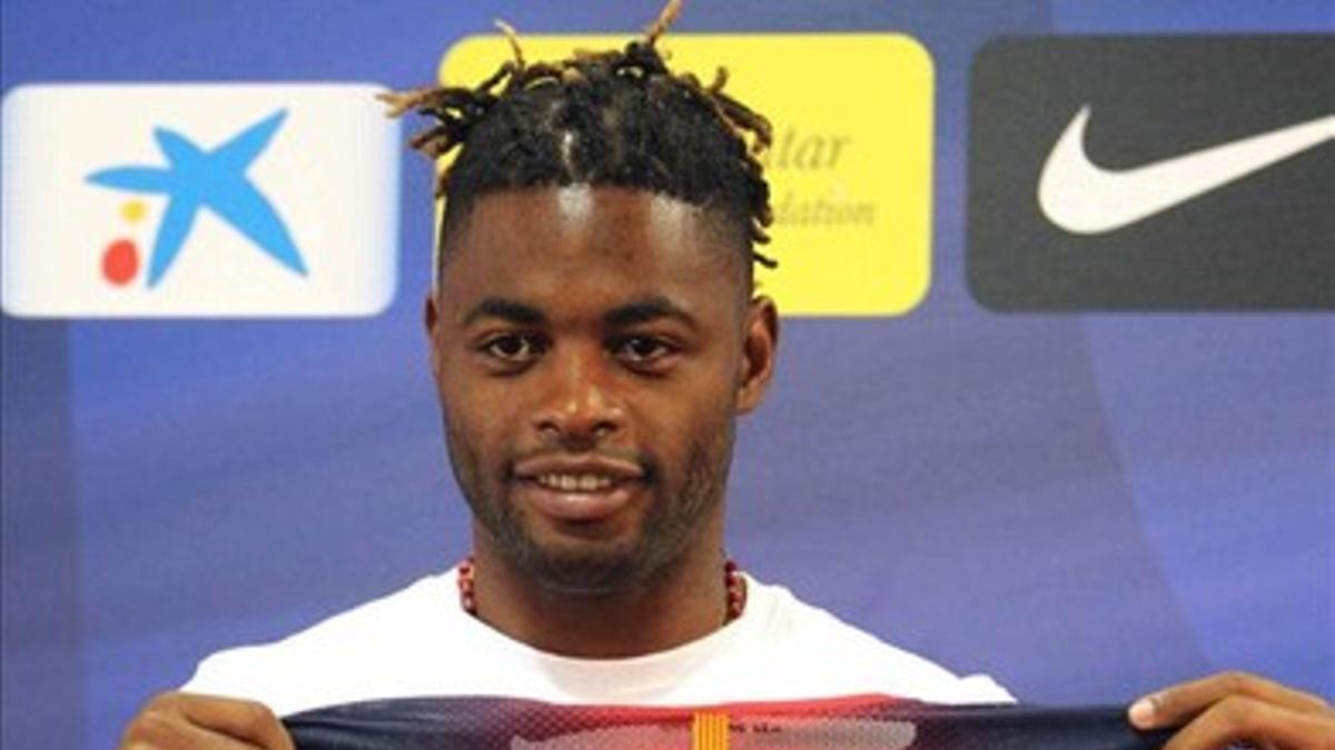 Alex Song, en la presentación de este martes.