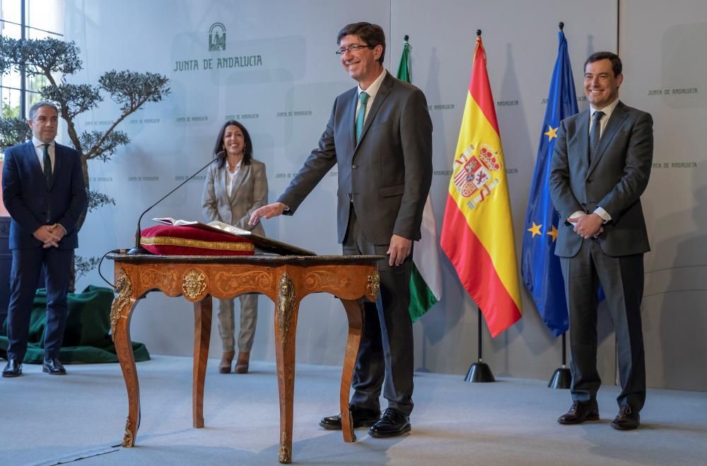 Toma de posesión de los once consejeros del ...