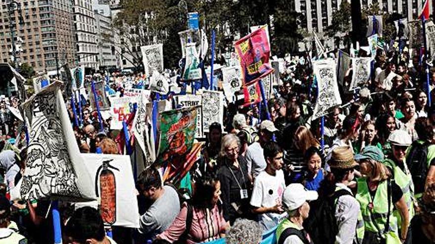 Manifestació en defensa del clima als carrers de Nova York.