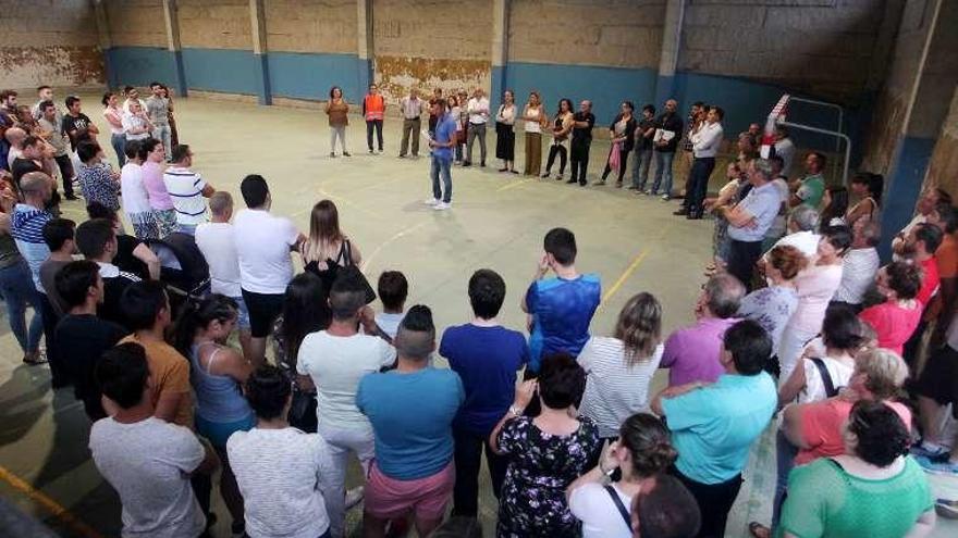 Asamblea celebrada hace una semana en Verducido. // R. Vázquez