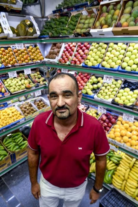 13-09-19 LAS PALMAS DE GRAN CANARIA. DISTINTAS FRUTERIAS. LAS PALMAS DE GRAN CANARIA. Reportaje fruterías. Fotos: Juan Castro.  | 13/09/2019 | Fotógrafo: Juan Carlos Castro