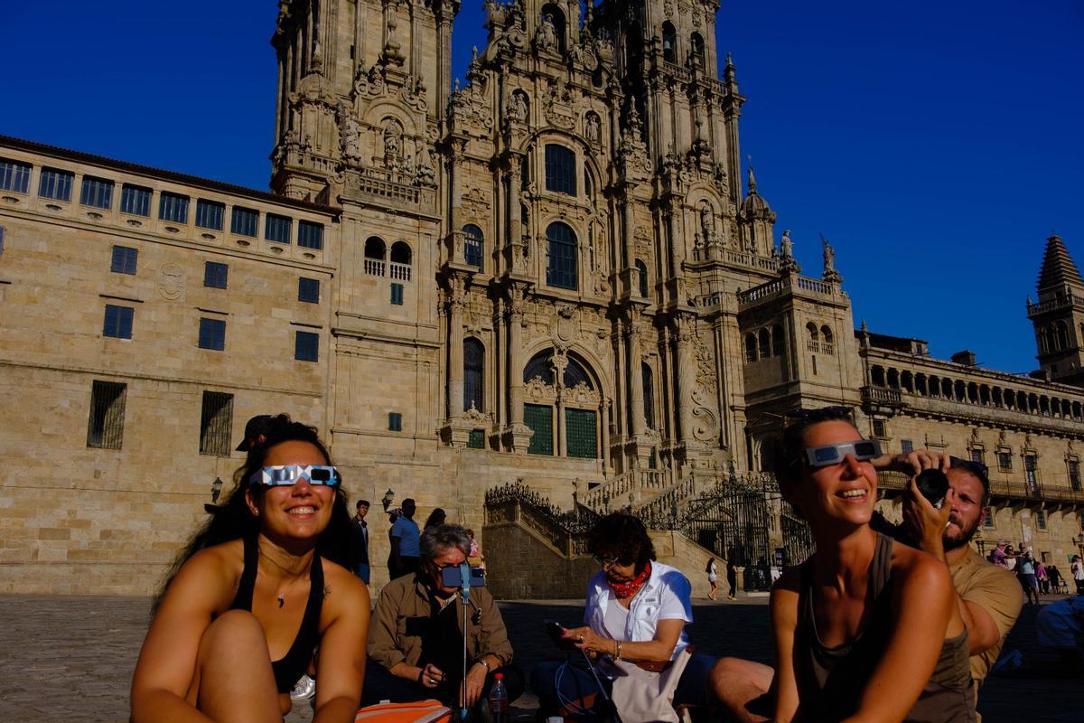 Las mejores imágenes del eclipse desde Santiago Las mejores imágenes del eclipse desde Santiago