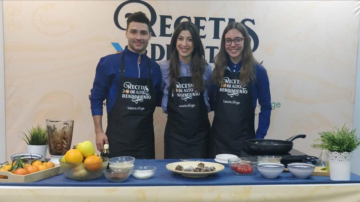 Componentes del equipo FER, Roberto Sánchez, Laura jorge y Vania Rico