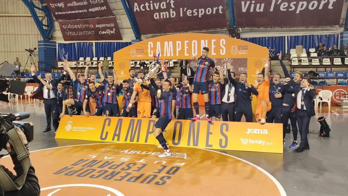 El Barça se alzó con el título en el Palau d'Esports de Alzira.